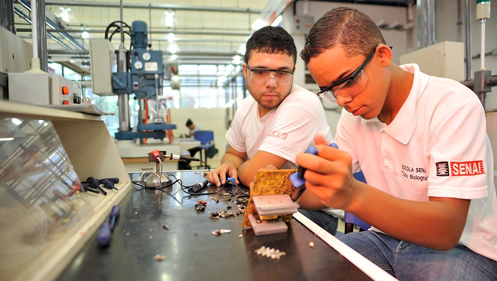 Students at SENAI (National Service for Industrial Training)